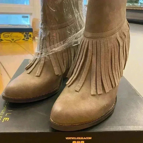 Women's Fringed booties faux leather Khloe high ankle Very Volatile 7.5 new‎ - Picture 7 of 13